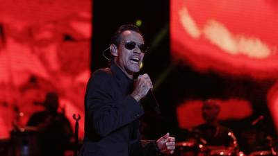 PAMPLONA, 02/06/2024.- Momento del segundo concierto en España del artista puertorriqueño Marc Anthony, dentro de su gira 'Historia Tour 2024' esta noche en el Navarra Arena de Pamplona. EFE/ Jesús Diges
