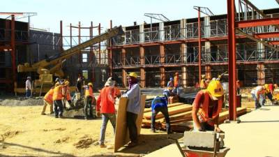 En el nuevo centro penal habrán talleres de costura, carpintería así como capillas y clínicas con todos los servicios de salud.