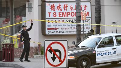Un hombre armado mató a 10 personas en una celebración del Año Nuevo Chino en California.