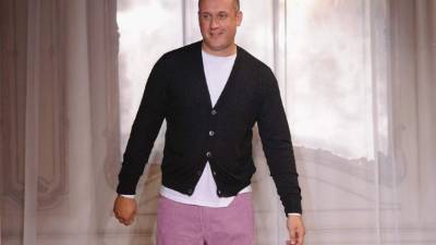 El británico Peter Copping ha sorprendido al mundo de la moda al retirarse de la firma de Oscar de la Renta.