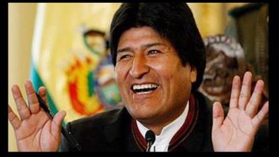 Evo Morales, presidente de Bolivia, asegura que se curaba con sus propios orines.