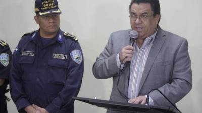 El ministro de Seguridad, Arturo Corrales, infomó ayer que Félix Villanueva es el nuevo director de la Policía Nacional.