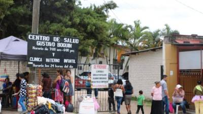 Los pacientes acuden al centro de salud Gustavo Boquín. Foto: marlon laguna