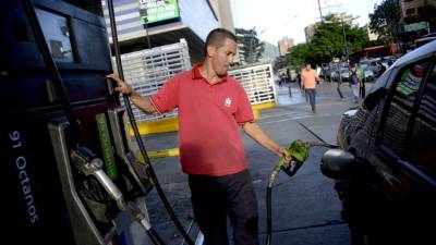 La gasolina en Venezuela es la más barata del mundo.