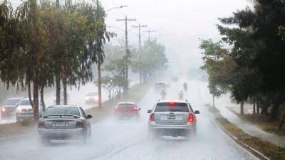 tormenta. El martes llovió con una intensa actividad eléctrica.