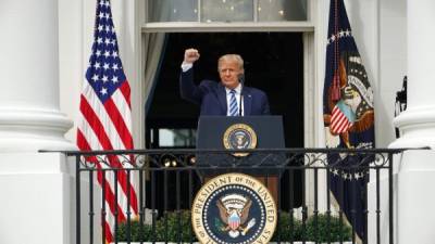 Trump celebró ayer un acto de campaña en los jardines de la Casa Blanca, desatando una ola de críticas de la oposición./AFP.