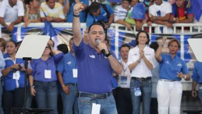 El aspirante a la alcaldía Armando Calidonio en una de sus participaciones.