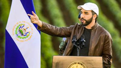 Bukele expresó su deseo de restaurar las relaciones con Estados Unidos tras sanciones a funcionarios de su Gobierno.