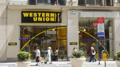 ATENCIÓN. El exterior de las oficinas de Western Union en Manhattan, Nueva York.