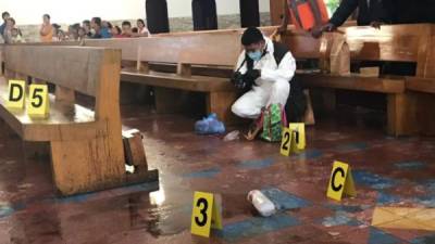 La policía nicaragüense realiza las labores de investigación. Foto La Prensa Nicaragua.