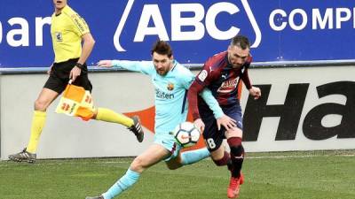 Imagen de archivo de un partido entre FC Barcelona y Eibar la pasada temporada. EFE/Archivo