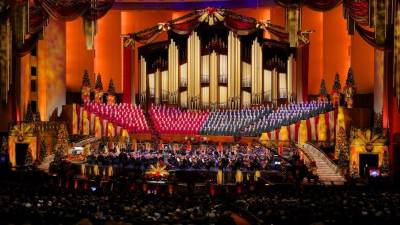 Más de 100 personas participan en la tradicional presentación que los mormones hacen al nuevo presidente.