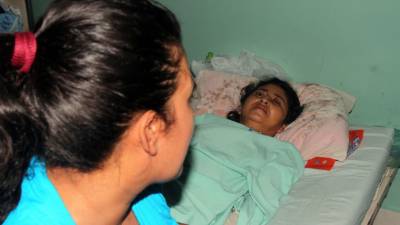 Aidé Pérez visitó a su hermana Gloria Pérez este fin de semana en el Rivas.