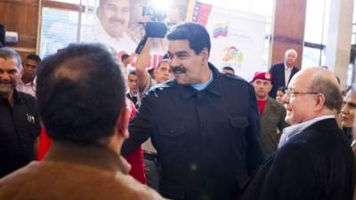 El presidente Nicolás Maduro prometió hacerle frente a la guerra económica.