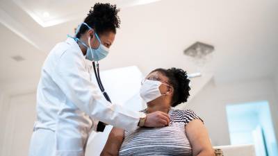 Los riesgos cardiacos aumentan por el covid prolongado