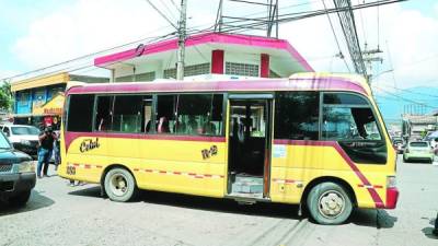 En el bus de la Ruta 2 ocurrió el asalto en San Pedro Sula.