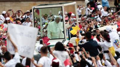 La JMJ, cuya última edición se celebró en Cracovia (Polonia), es uno de los eventos más importantes de la Iglesia católica, que cada tres años reúne a miles de jóvenes de todo el mundo con el papa.