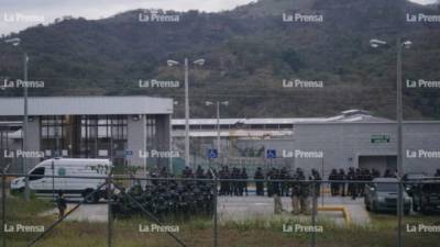 Momento de la ejecución del operativo en la cárcel de máxima seguridad de Ilama, Santa Bárbara.