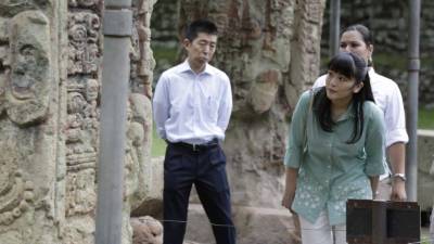 La princesa Mako visitó las Ruinas de Copán.
