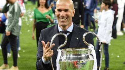 Zidane ganó 3 Champions League de forma consecutiva con el Real Madrid. FOTO AFP.