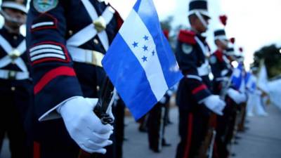 Fervor patrio se demostró durante los actos de inauguración.