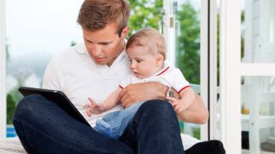 A partir de los tres meses un niño distingue que se le habla en un idioma u otro.