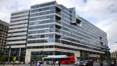 Vista exterior de la sede del Fondo Monetario Internacional (FMI), también conocido como edificio HQ2, en Washington DC, Estados Unidos. EFE/Archivo.