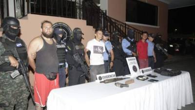 Marvin Gerardo Gómez Castellanos, Marlon Adonay Alvarenga y José Antonio Díaz Rodríguez fueron capturados en un fuerte operativo el miércoles por la tarde.