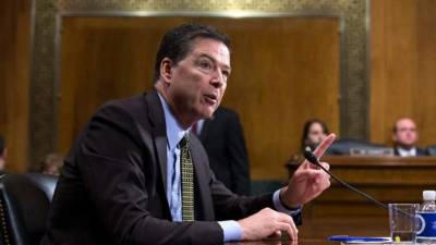 El director del FBI, James Comey, durante una audiencia ante el Comité de Justicia del Senado sobre la 'Revisión del FBI' en el Capitolio en Washington, Estados Unidos, el 3 de mayo de 2017. EFE