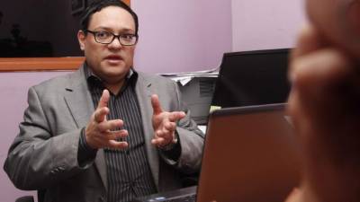 El fiscal especial Anticorrupción, Ricardo Matute, en entrevista ayer a LA PRENSA.