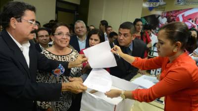 El expresidente hondureño Manuel Zelaya solicitó oficialmente al Tribunal Supremo Electoral la nulidad de las elecciones presidenciales.