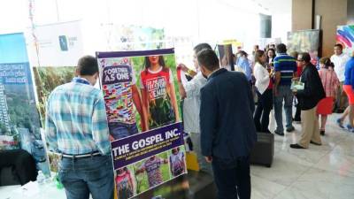 Empresarios durante la reciente convención de la Fihnec.