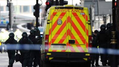 La policía británica ha desplegado un fuerte dispositivo de seguridad en Londres tras el ataque terrorista frente al Parlamento. AFP.