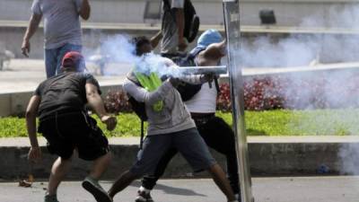 El caos y la violencia imperan en Nicaragua tras la suspensión del diálogo entre el Gobierno y los opositores.