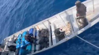 La Fuerza Naval requerieron la embarcación en el mar Caribe hondureño con cocaína.