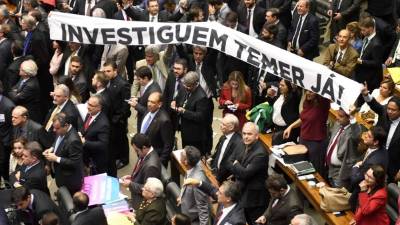 Legisladores opositores pedían investigar a Temer.