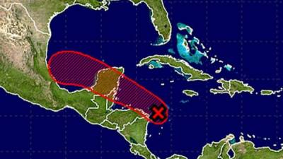 El fenómeno se dirige hacia la península de Yucatán; sin embargo, representa peligro para la costa atlántica de Honduras.