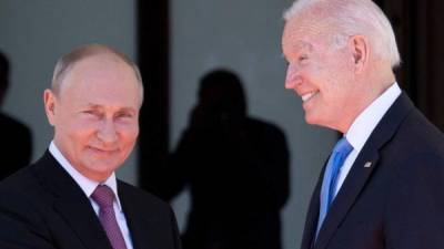 La primera reunión entre los presidentes de EEUU y de Rusia, Joe Biden y Vladímir Putin, junto a sus respectivos ministros de Exteriores, ha durado casi dos horas en la Villa La Grange de Ginebra, informó el Kremlin.