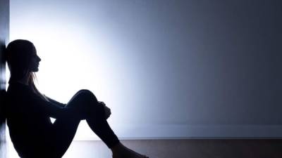Las mujeres tienden a sufrir de una depresión más grave en la actualidad.