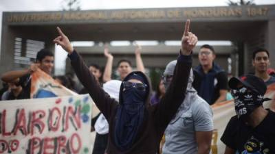 La crisis que duró más de dos meses en la máxima casa de estudios fue vista “con ojos de suprema alegría” por los políticos, según la Pastoral Social.