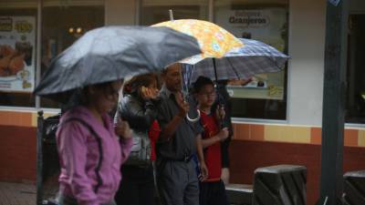 En la zona norte, las lluvias y las bajas temperaturas continuarán este día.