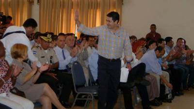 El presidente Juan Orlando Hernández escuchó a empresarios y trabajadores.