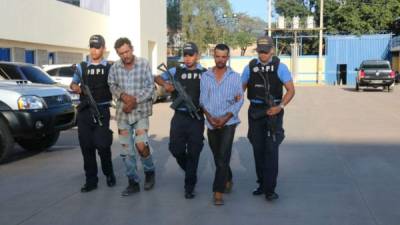 Los detenidos: Omar Antonio Pérez Rodríguez (43) conocido como 'Chibolita'y Reyneri Hernández Medina (34)conocido como 'Loquillo'.
