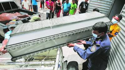 Ataúd de una de las víctimas.