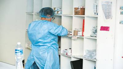 Farmacia. Desde el 5 de enero, los triajes de la capital vienen solicitando materiales y medicamentos.
