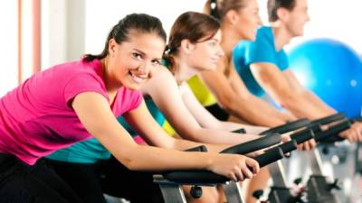Haga 45 minutos diarios de ejercicio, lo cual ayudará a mantener el corazón sano.