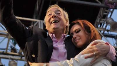 Los esposos Néstor y Cristina Kirchner.