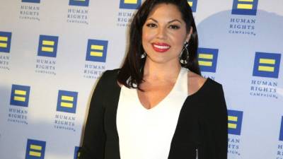 Sara nació hace 40 años en Mazatlán, México y reside en Estados Unidos desde los ocho años.