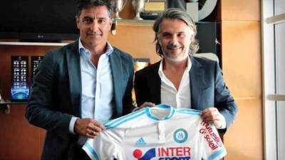 Medios aseguran que fueron dos años los que firmó Michel.