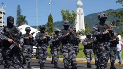 Agentes de la Policía de El Salvador, foto archivo.